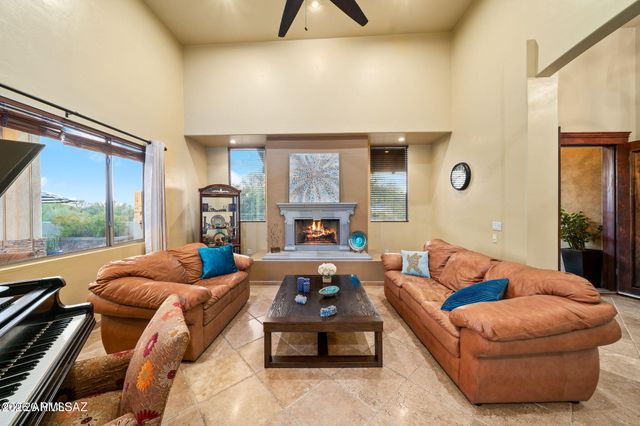 4496 N VIA BELLAS CATALINAS --, Tucson, AZ 85718