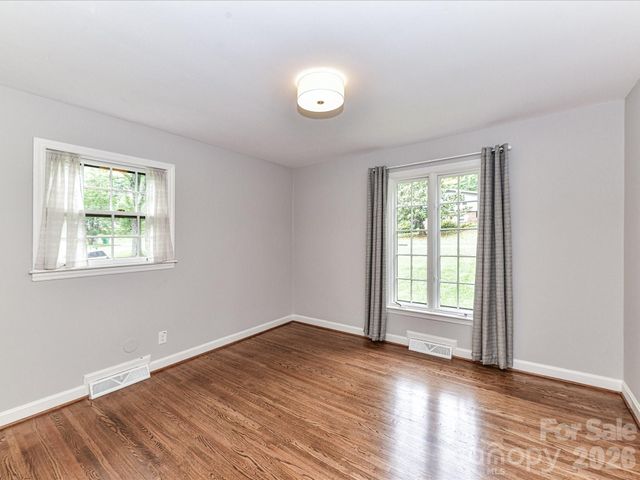 2401 Wensley Drive, Charlotte, NC 28210