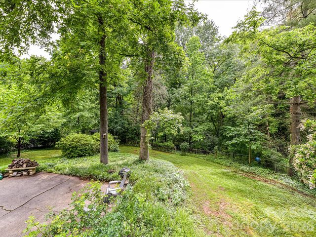 2401 Wensley Drive, Charlotte, NC 28210