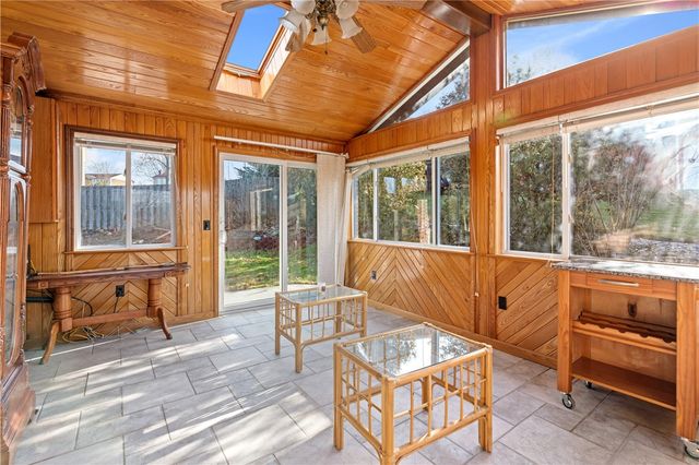 737 Courtview, Hempfield Twp, PA 15601