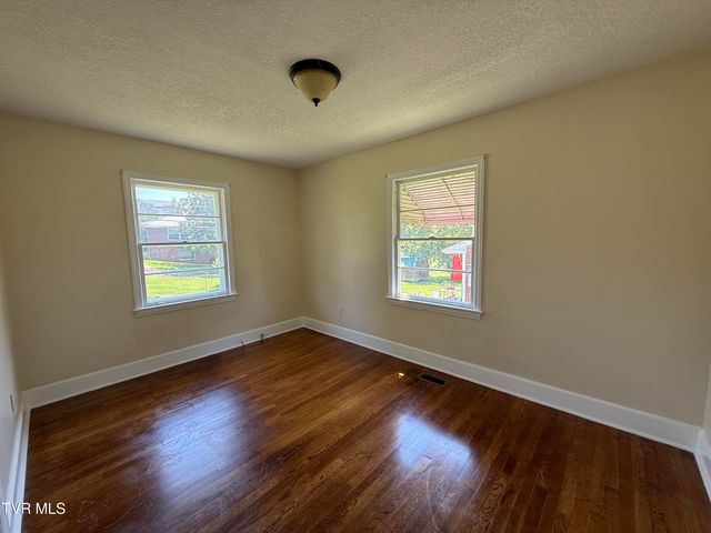 1328 Post Street, Kingsport, TN 37664