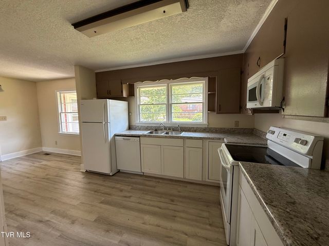 1328 Post Street, Kingsport, TN 37664