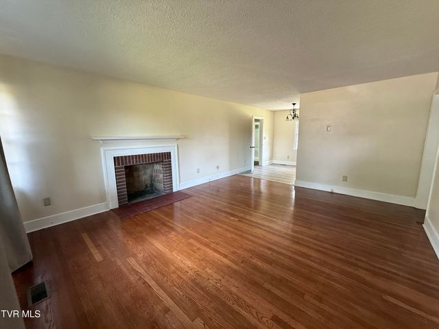 1328 Post Street, Kingsport, TN 37664