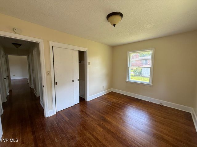1328 Post Street, Kingsport, TN 37664