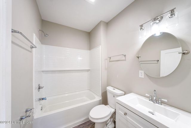 2146 W Gaulbert Ave, Louisville, KY 40210