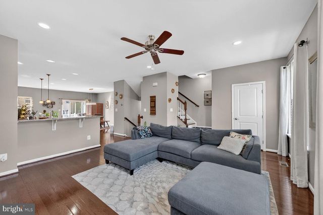 25759 DOUBLE BRIDLE TER, Aldie, VA 20105