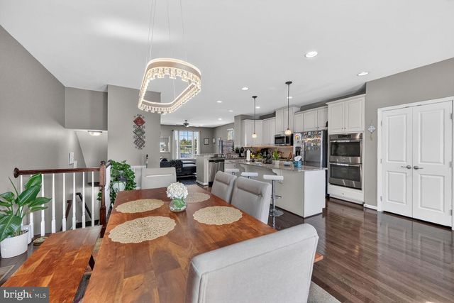 25759 DOUBLE BRIDLE TER, Aldie, VA 20105