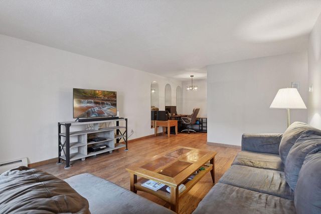 7414 W 22nd Street 212, Saint Louis Park, MN 55426