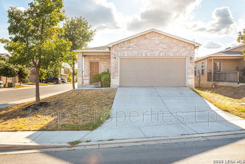 3811 Quiet Pine, San Antonio, TX 78154
