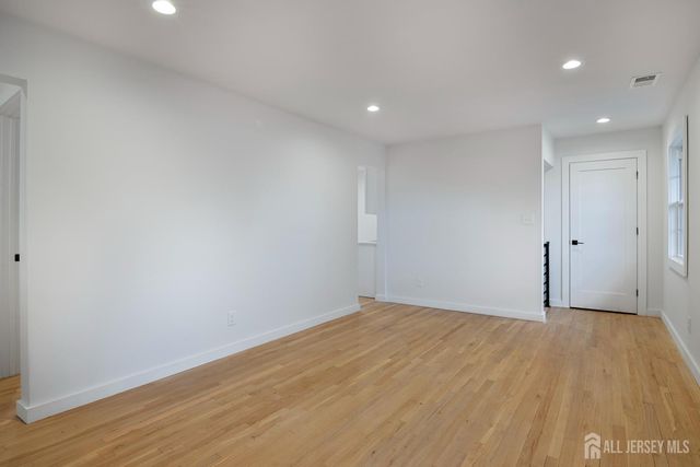 4 Morris Avenue 2-A, Edison, NJ 08837