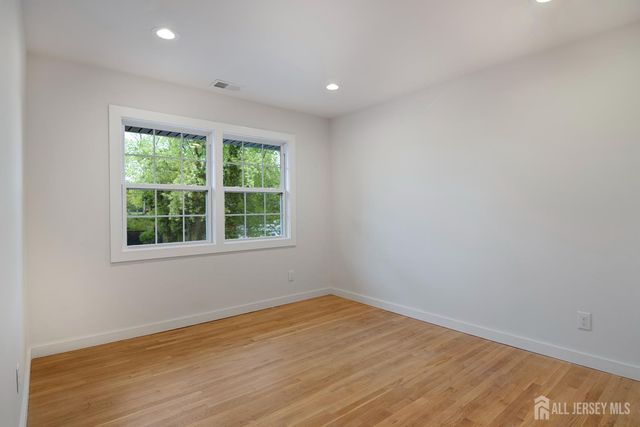 4 Morris Avenue 2-A, Edison, NJ 08837