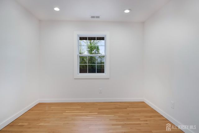 4 Morris Avenue 2-A, Edison, NJ 08837