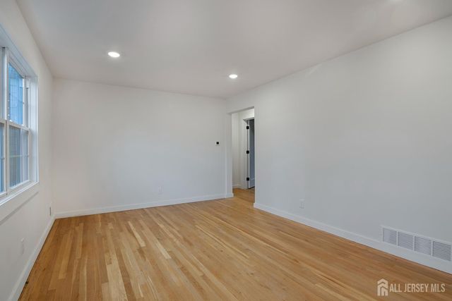 4 Morris Avenue 2-A, Edison, NJ 08837
