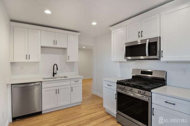 4 Morris Avenue 2-A, Edison, NJ 08837