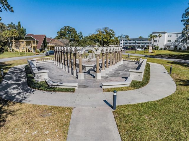 2000 WORLD PARKWAY BOULEVARD 15, Clearwater, FL 33763