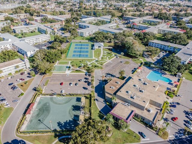 2000 WORLD PARKWAY BOULEVARD 15, Clearwater, FL 33763