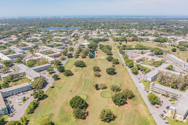 2000 WORLD PARKWAY BOULEVARD 15, Clearwater, FL 33763