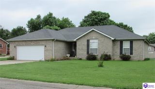 553 Charlemagne Boulevard, Elizabethtown, KY 42701