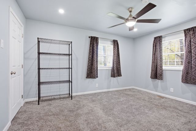 755 Ashwood Ave, Lewisburg, TN 37091