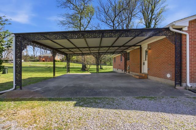 755 Ashwood Ave, Lewisburg, TN 37091