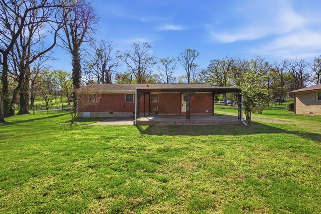 755 Ashwood Ave, Lewisburg, TN 37091