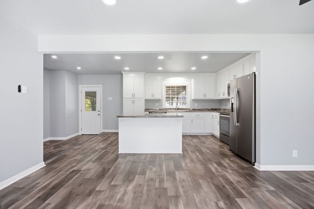 755 Ashwood Ave, Lewisburg, TN 37091