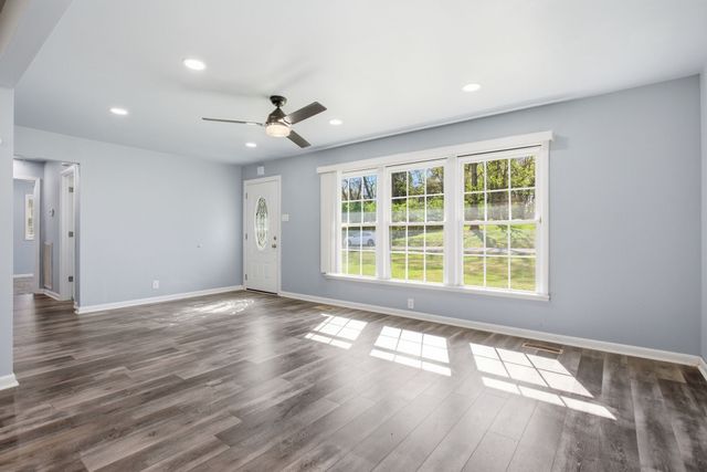 755 Ashwood Ave, Lewisburg, TN 37091