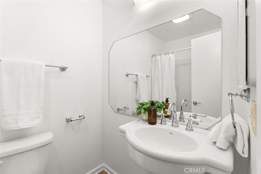 Image 24 of property listing at 991 Flying V Street, Chico, CA 95928