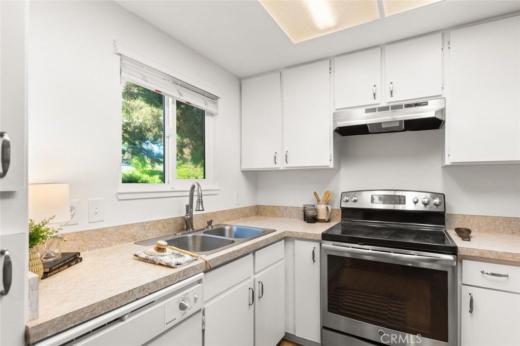 Image 7 of property listing at 991 Flying V Street, Chico, CA 95928