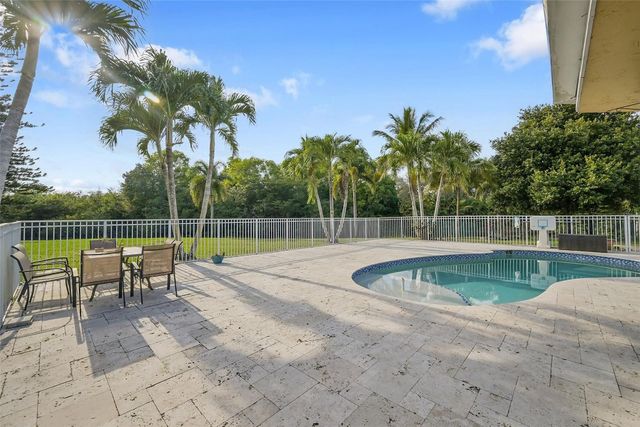 22299 Solitude Drive, Boca Raton, FL 33428