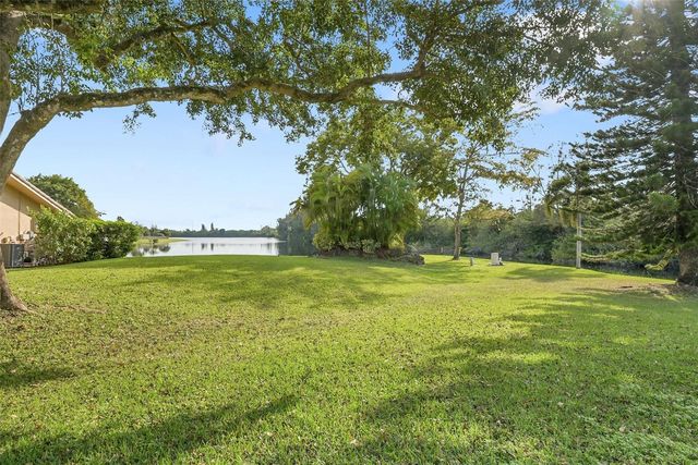 22299 Solitude Drive, Boca Raton, FL 33428