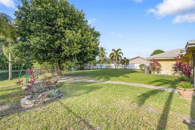 22299 Solitude Drive, Boca Raton, FL 33428