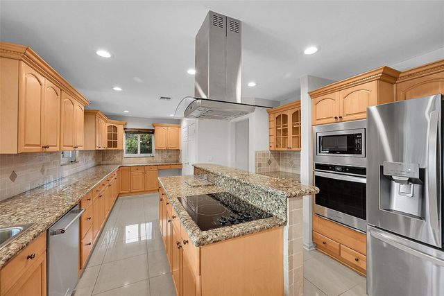 22299 Solitude Drive, Boca Raton, FL 33428