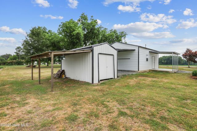 1327 John Green Smith Road, Kinston, NC 28504