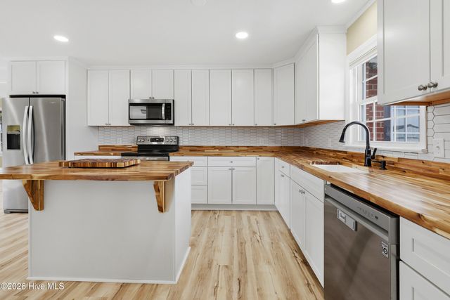 1327 John Green Smith Road, Kinston, NC 28504