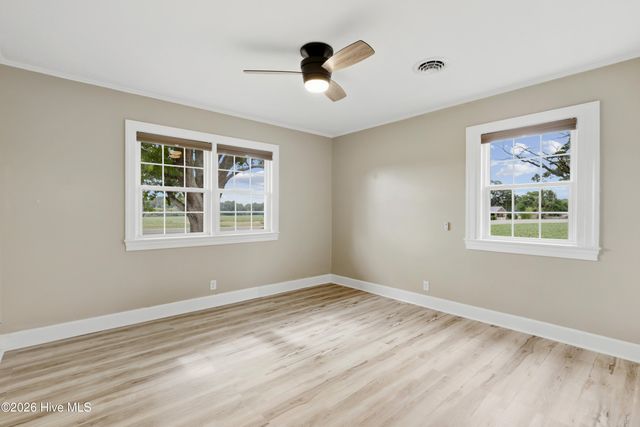 1327 John Green Smith Road, Kinston, NC 28504