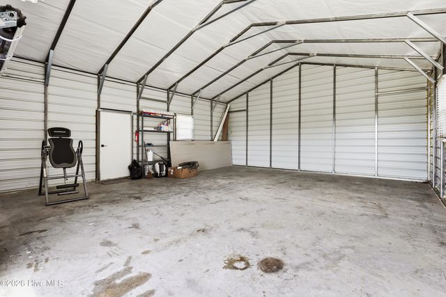 1327 John Green Smith Road, Kinston, NC 28504