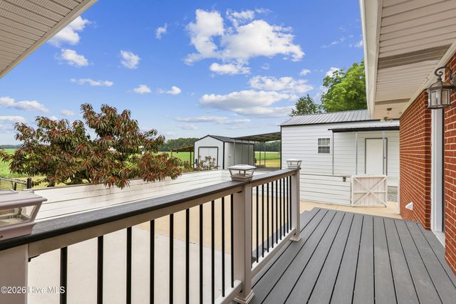 1327 John Green Smith Road, Kinston, NC 28504