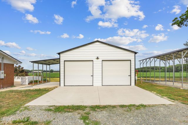 1327 John Green Smith Road, Kinston, NC 28504