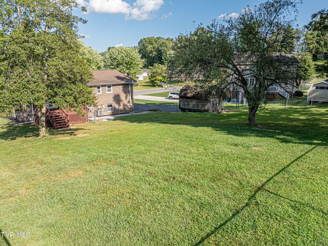 194 Independence Drive, Bristol, VA 24201