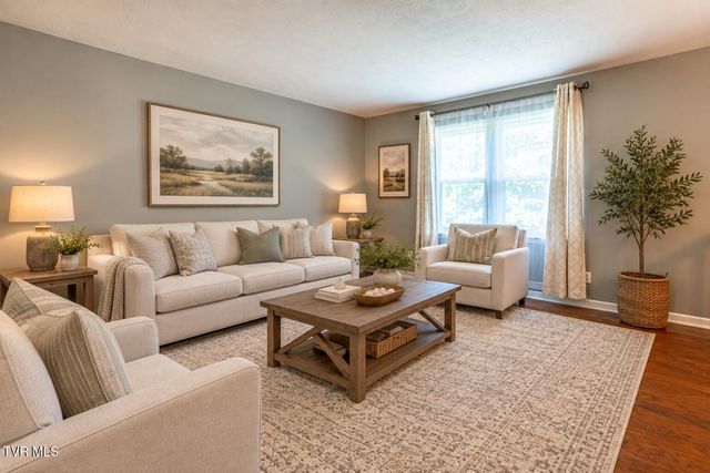 194 Independence Drive, Bristol, VA 24201