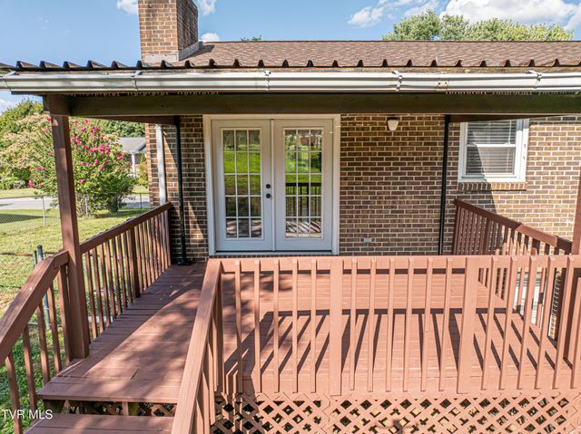 194 Independence Drive, Bristol, VA 24201