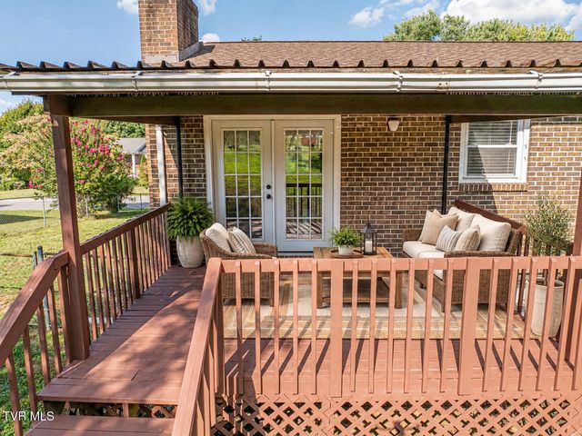 194 Independence Drive, Bristol, VA 24201