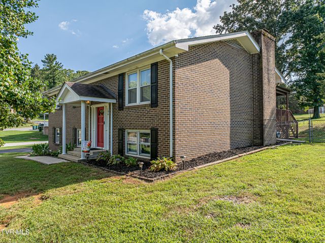 194 Independence Drive, Bristol, VA 24201