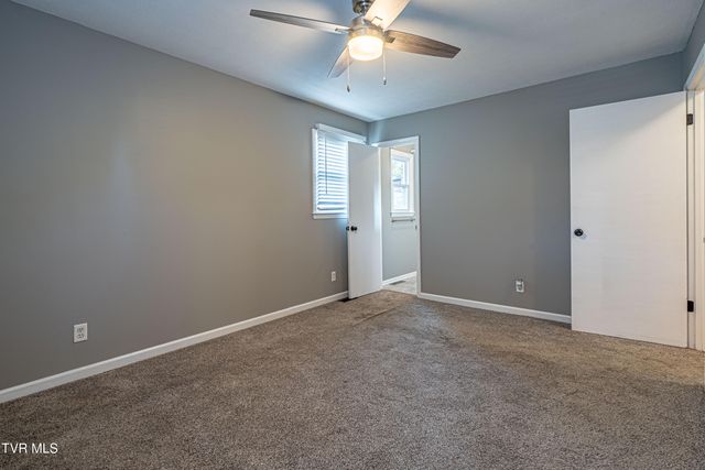 194 Independence Drive, Bristol, VA 24201