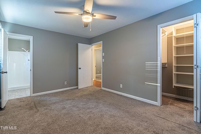 194 Independence Drive, Bristol, VA 24201