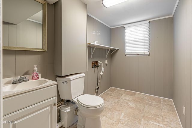 194 Independence Drive, Bristol, VA 24201