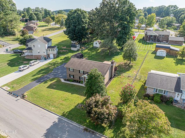 194 Independence Drive, Bristol, VA 24201