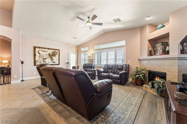 9662 Exquisite Plains Street, Las Vegas, NV 89178