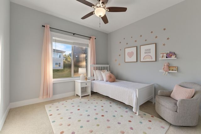 8704 Highland Oaks Drive, Johnston, IA 50131